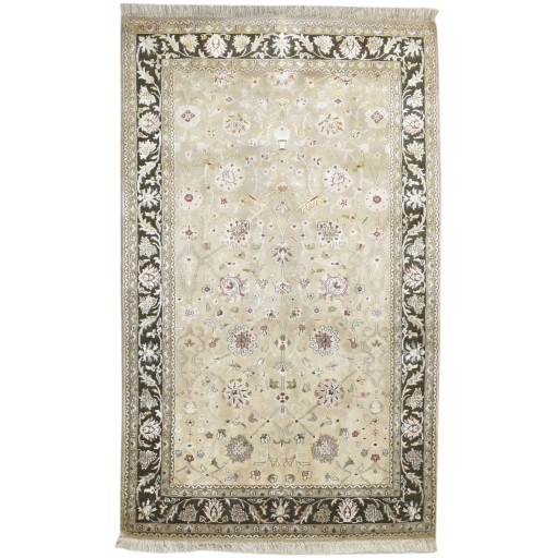Traditional-Persian/Oriental Hand Knotted Wool / Silk (Silkette) Ivory 4' x 7' Rug